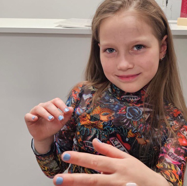 Детский маникюр