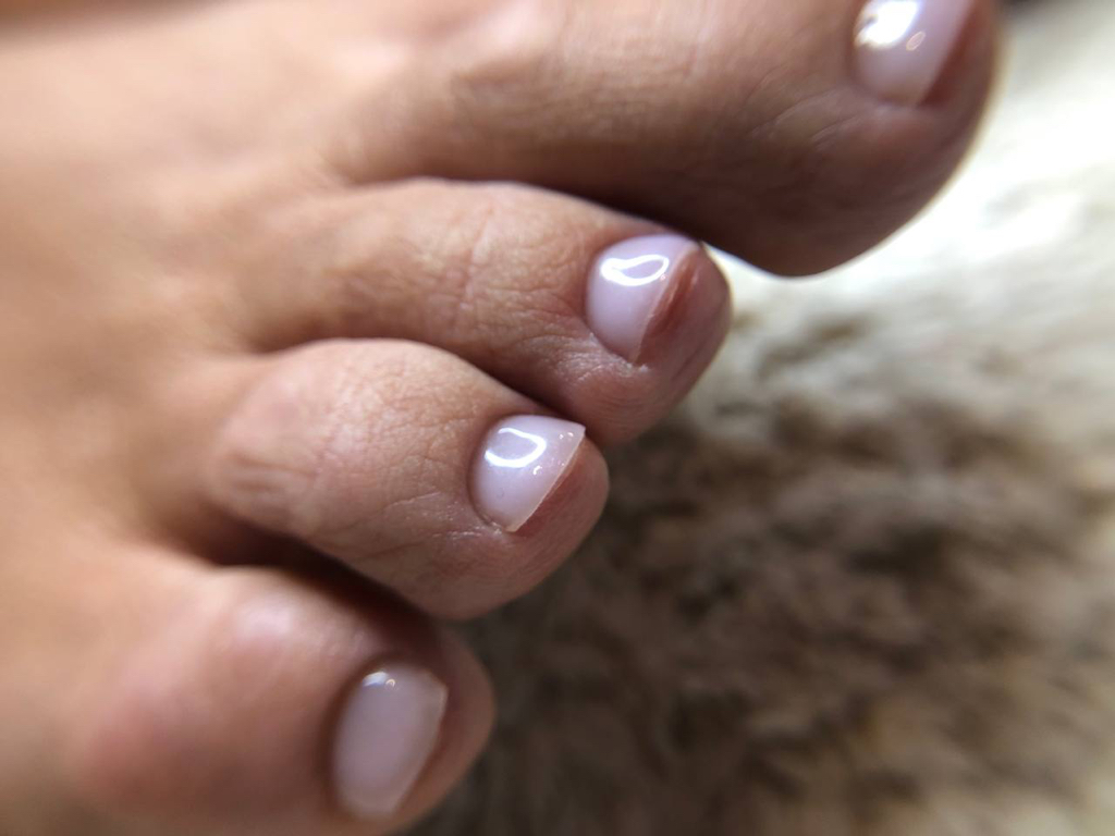 Покрытие гель-лаком пальчики