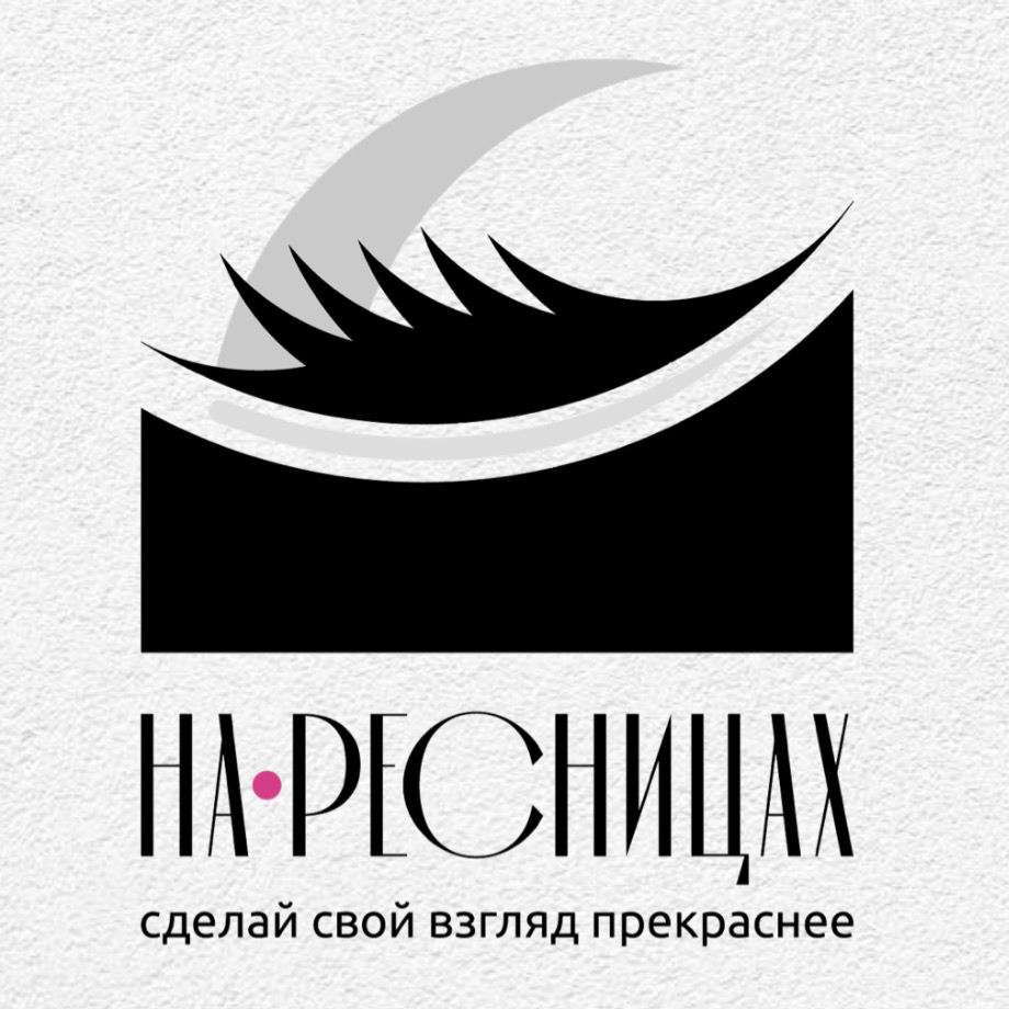 На ресницах