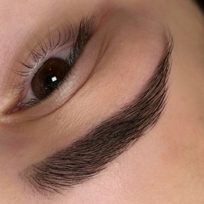 Экспресс-уход для восстановления бровей