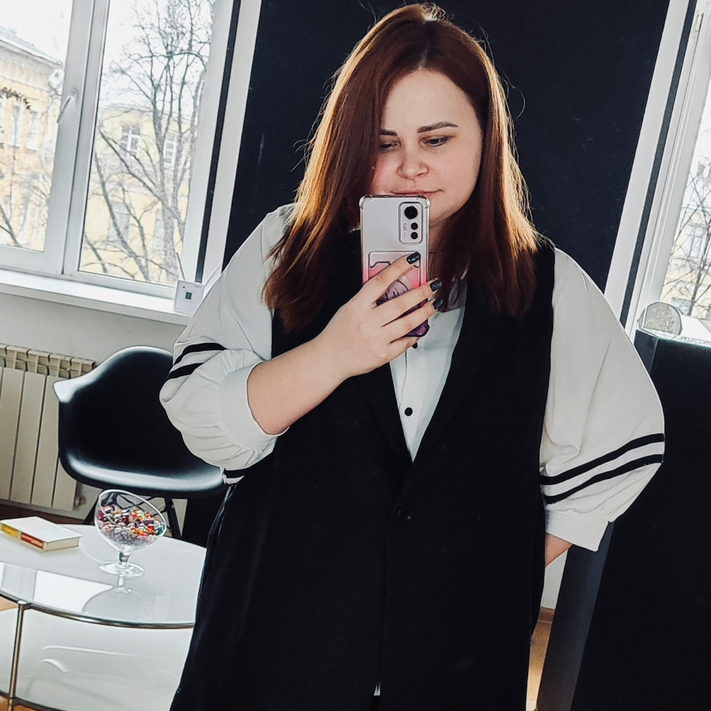 Анна Громова