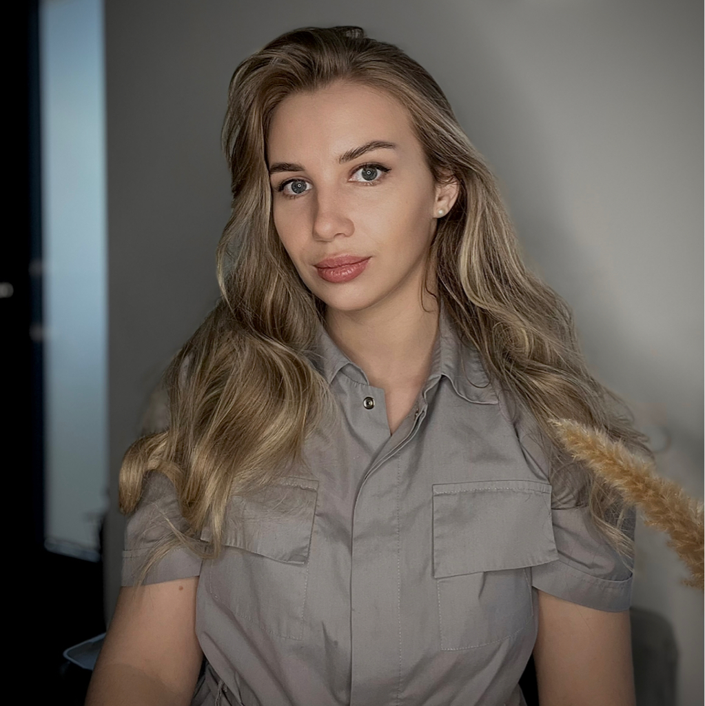 Алёна