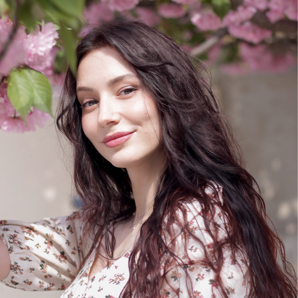 Мастрюкова Брови