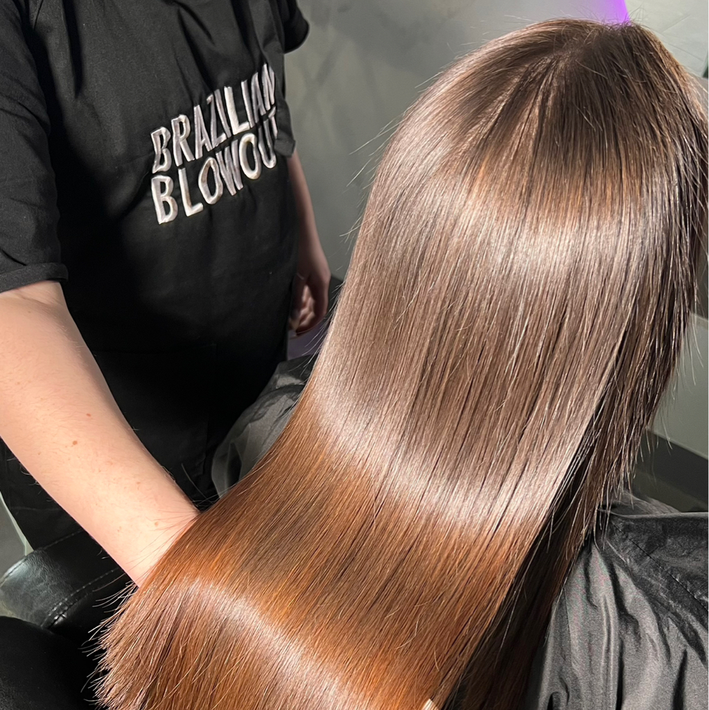 Разглаживание волос BRAZILIAN BLOWOUT(до плеч)