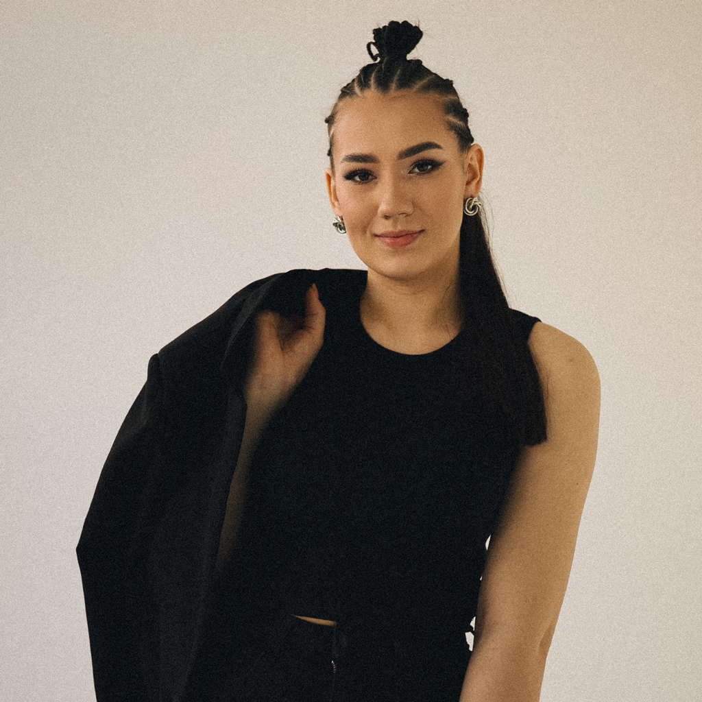 Тихонова Елизавета