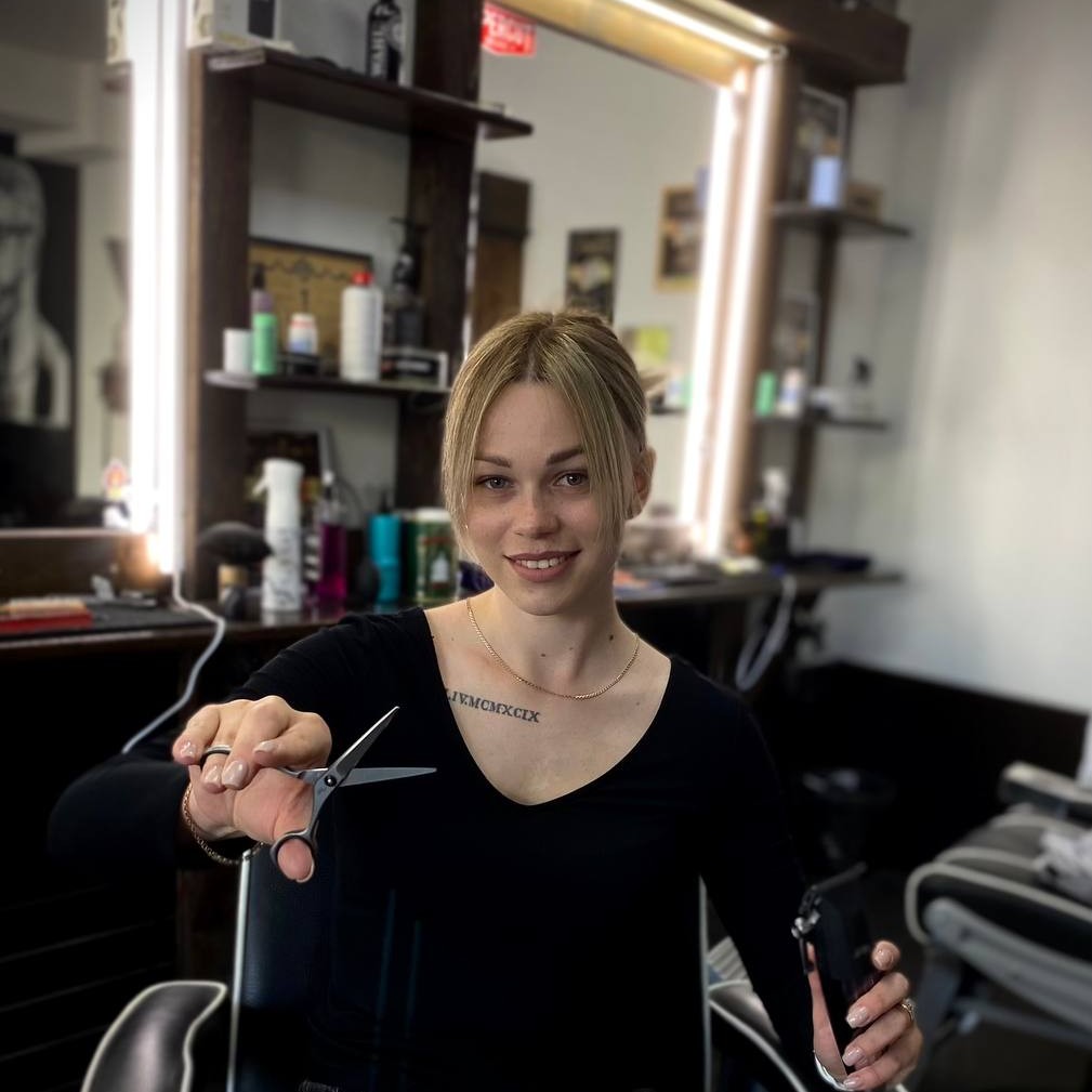 TOP BARBER ОЛЯ