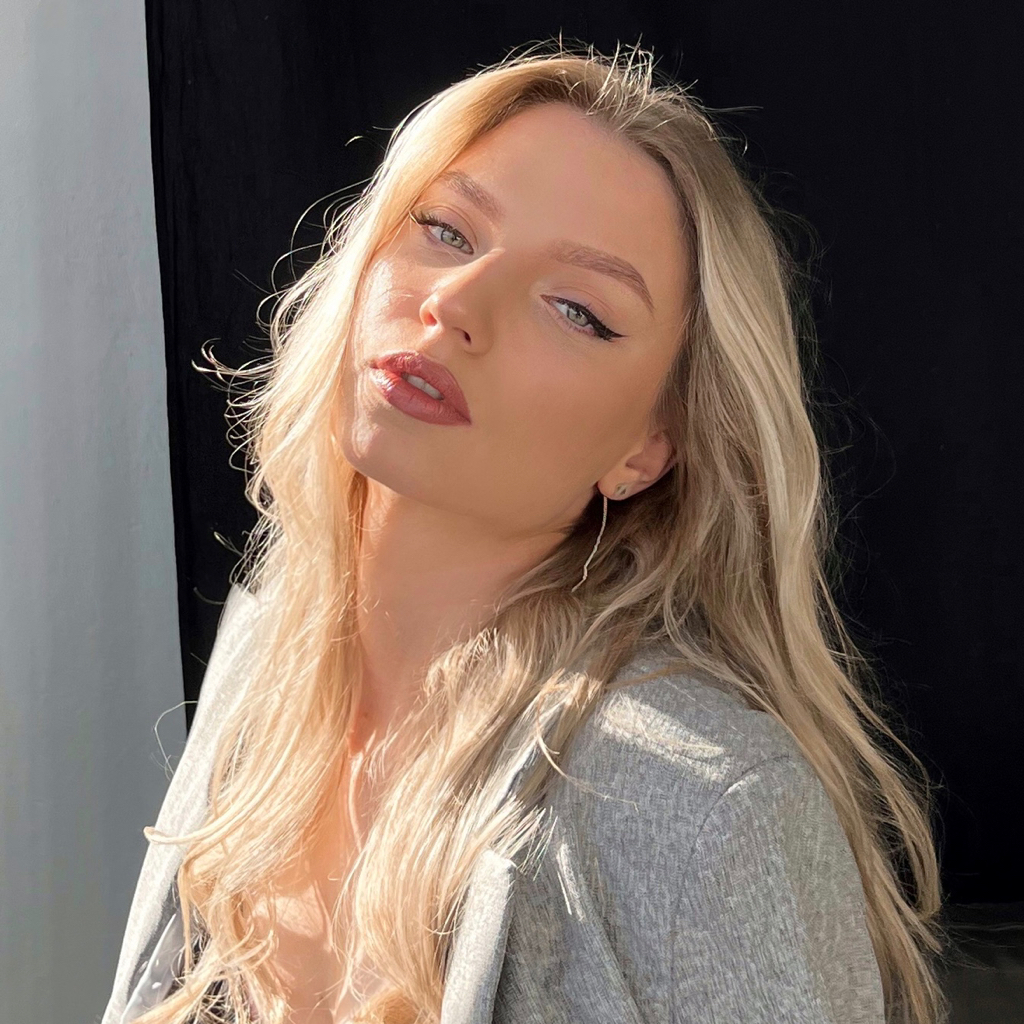 Анастасия Иваненкова