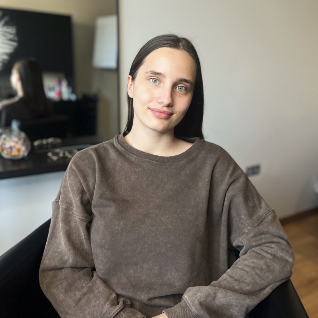 Полина