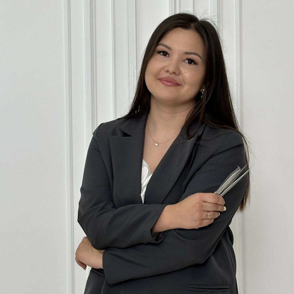 LASH_ROOM by Alina Chimidova