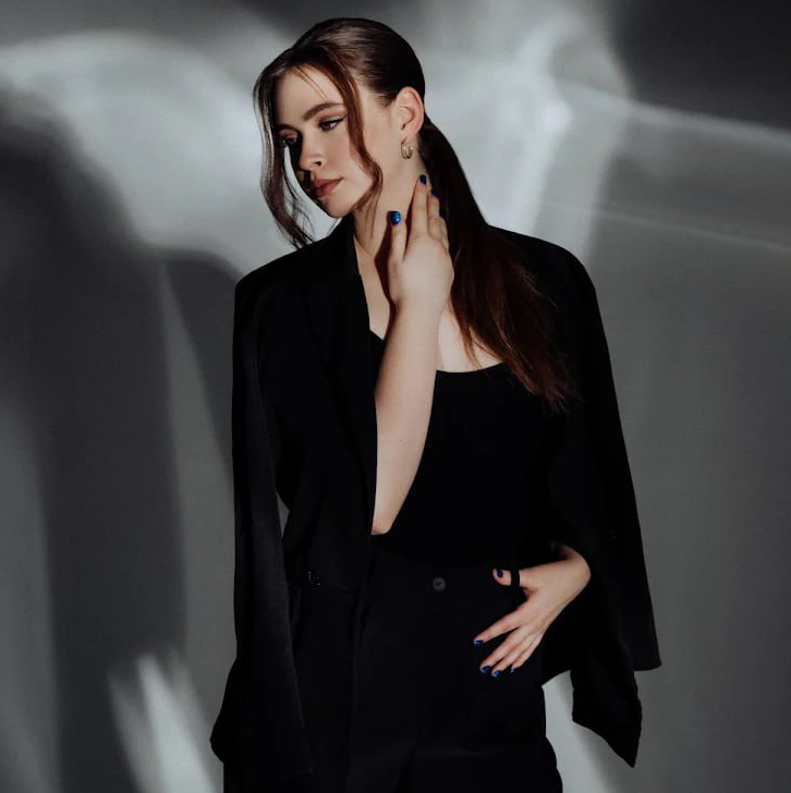 Короленко Аделина