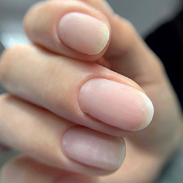 Маникюр Без покрытия