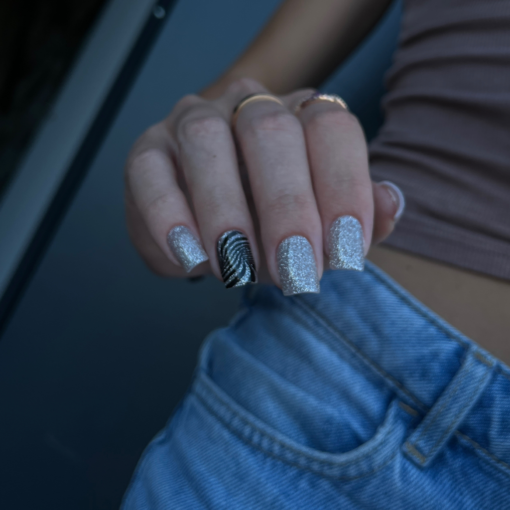 Design 2-5 nails