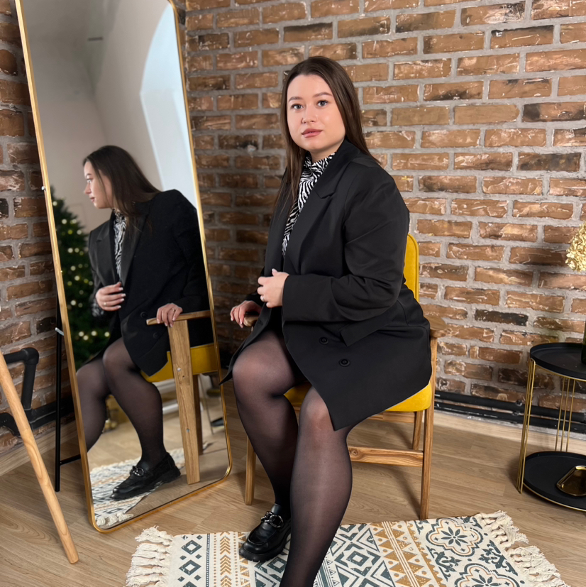 Алена Колбина