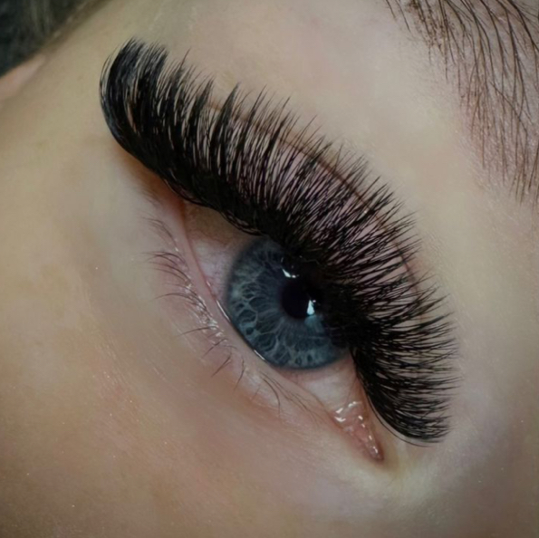Наращивание ресниц 5-7D