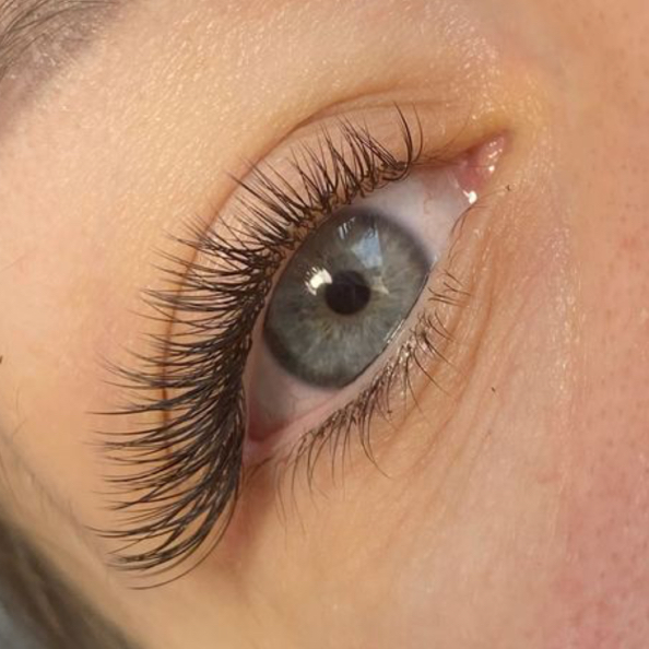 Наращивание ресниц 1D