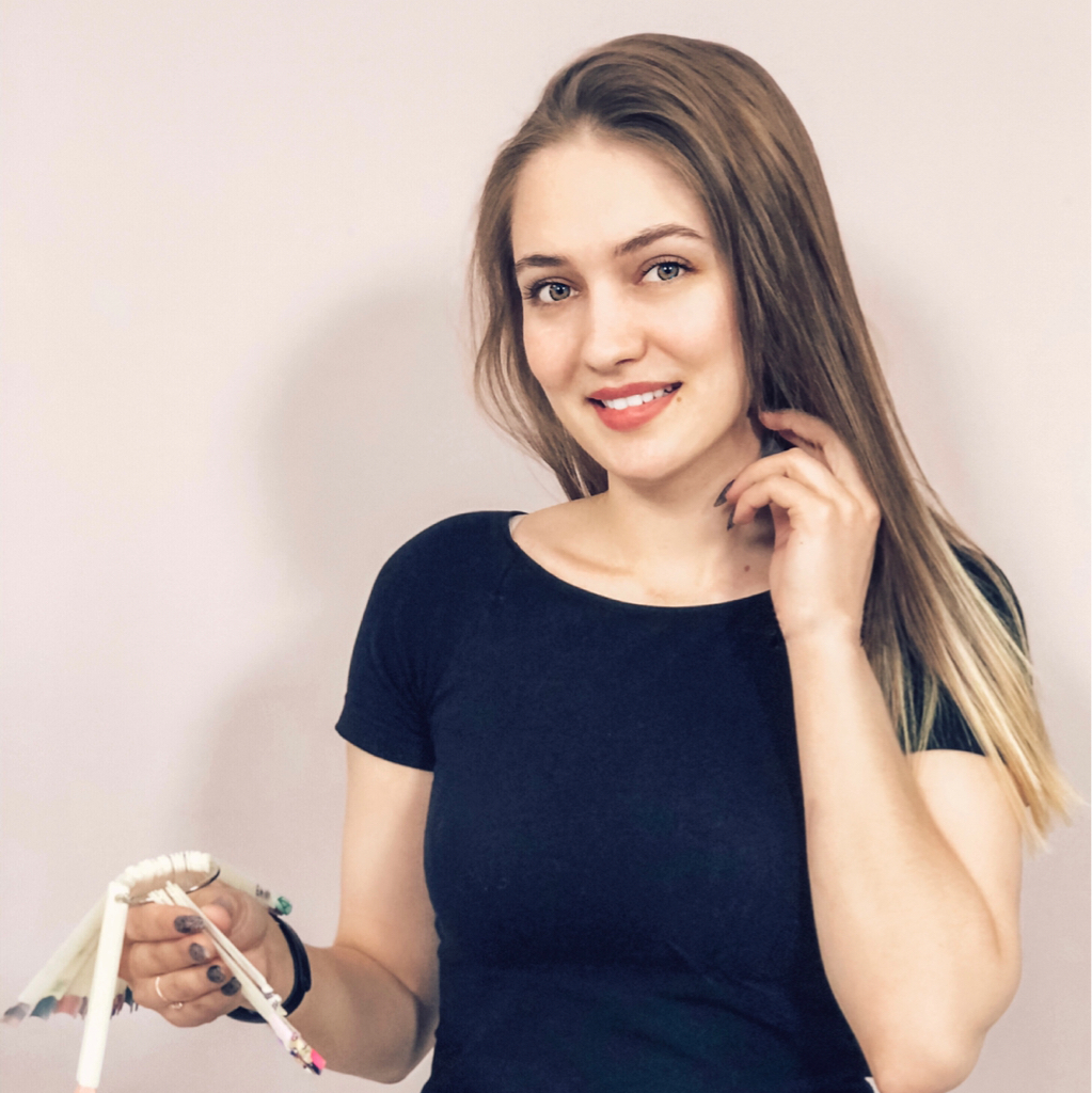 Анна Кипирова