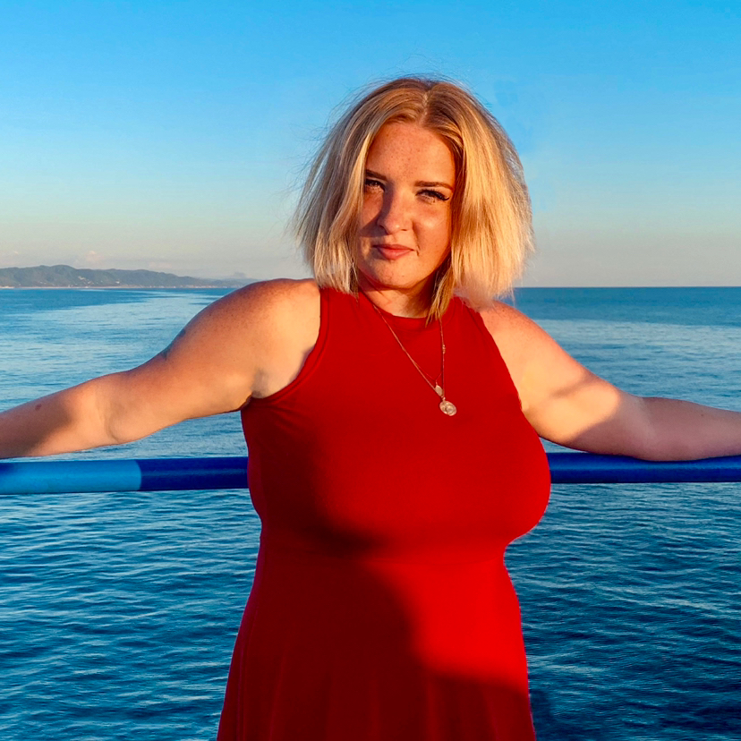 Юлия Масленникова