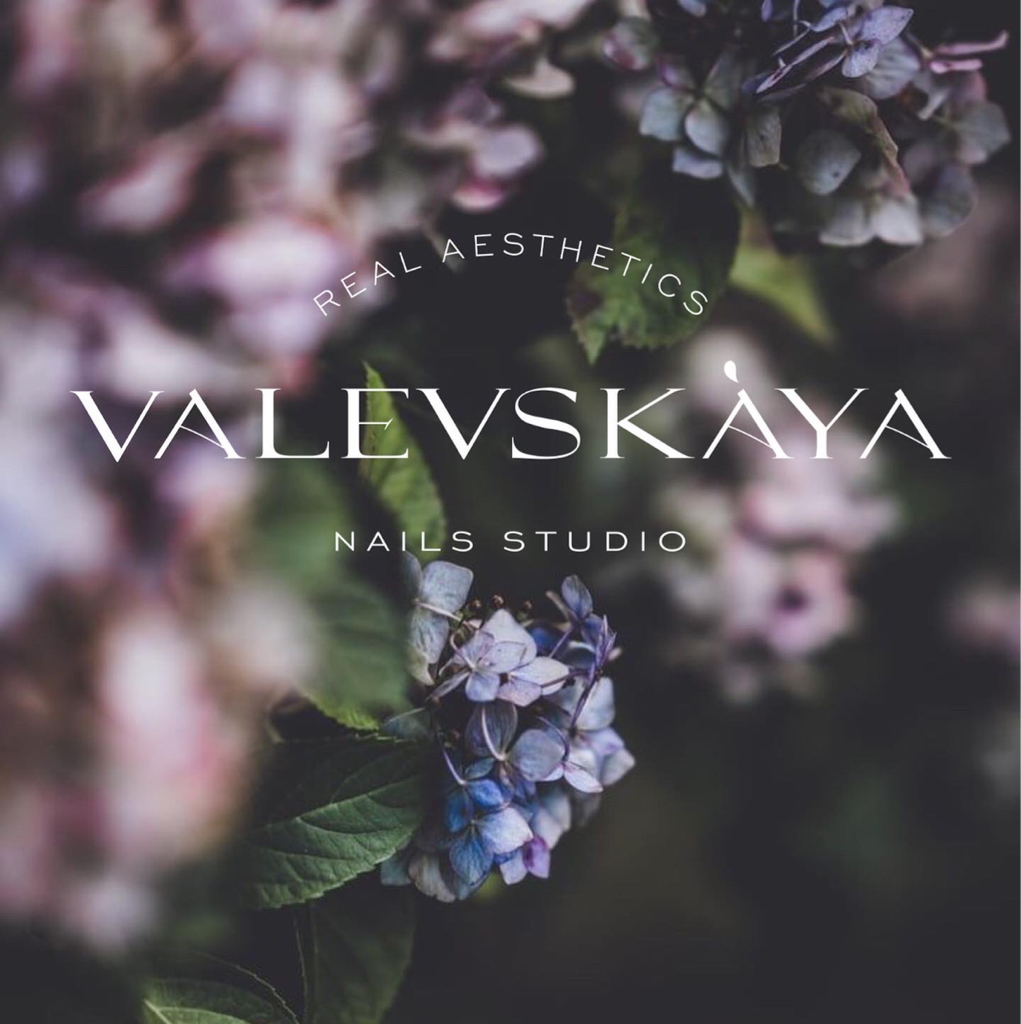 Valevskaya_nails