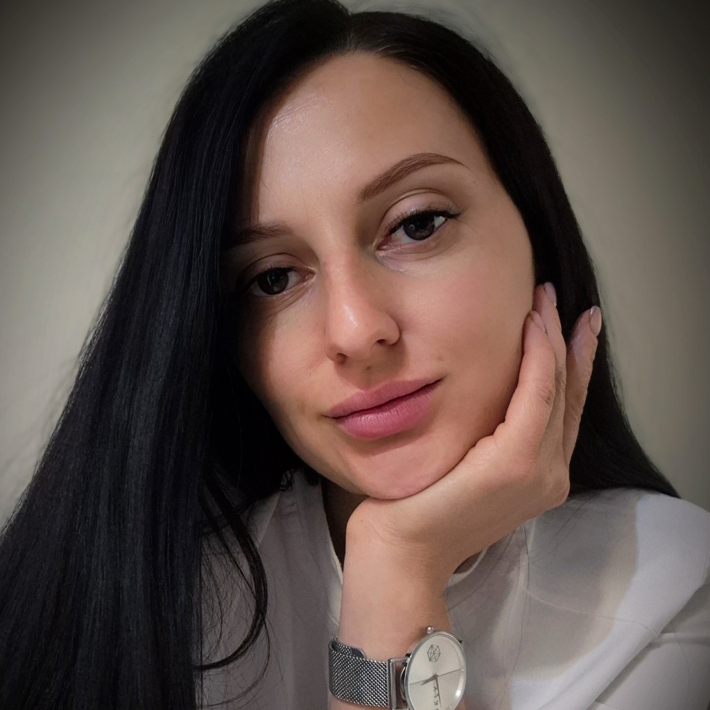 Алёна