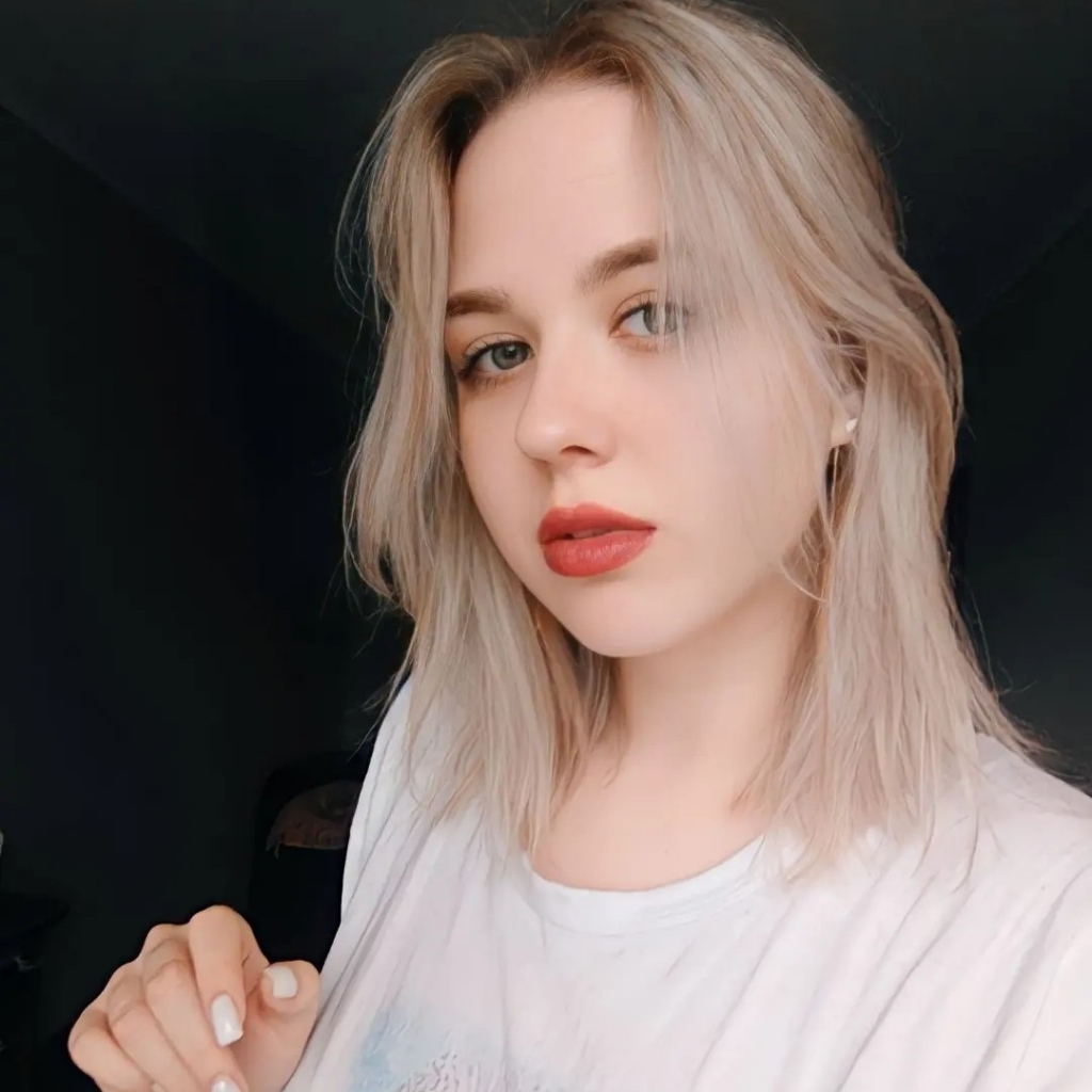 Анна Мельникова