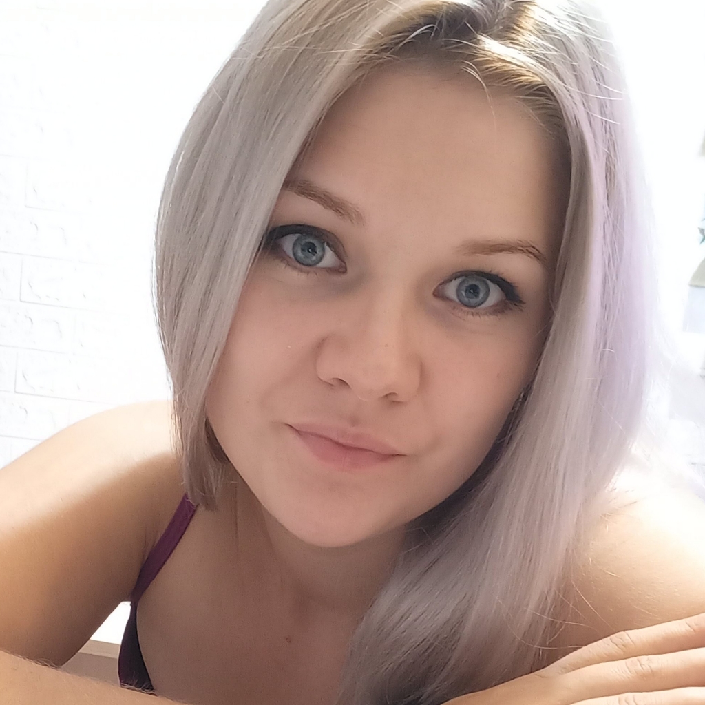 Яна Азисова