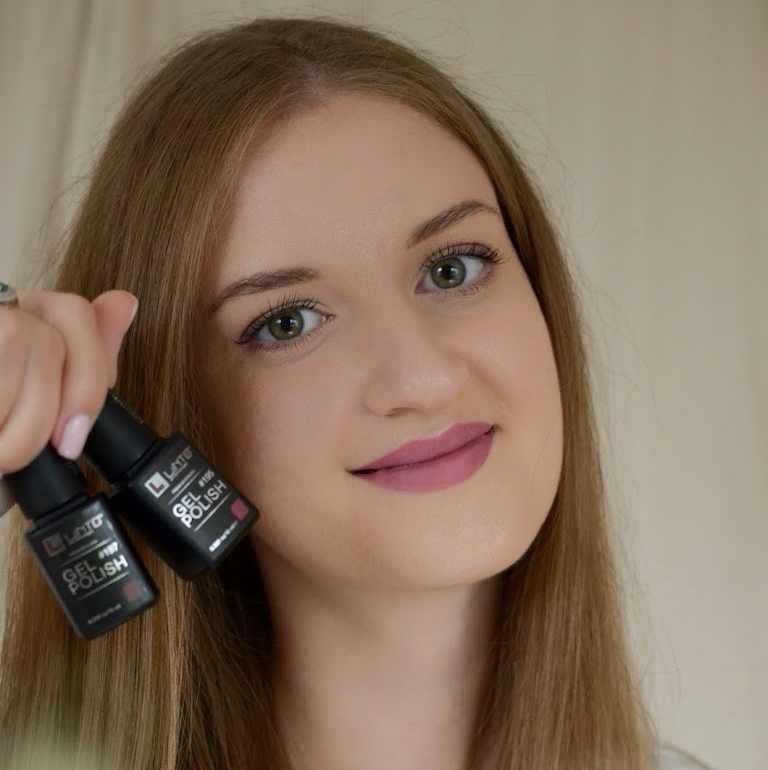 Петрова Виктория