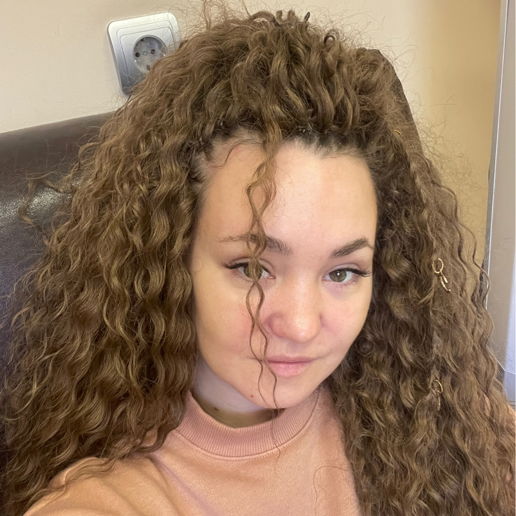 Алёна Владыкина