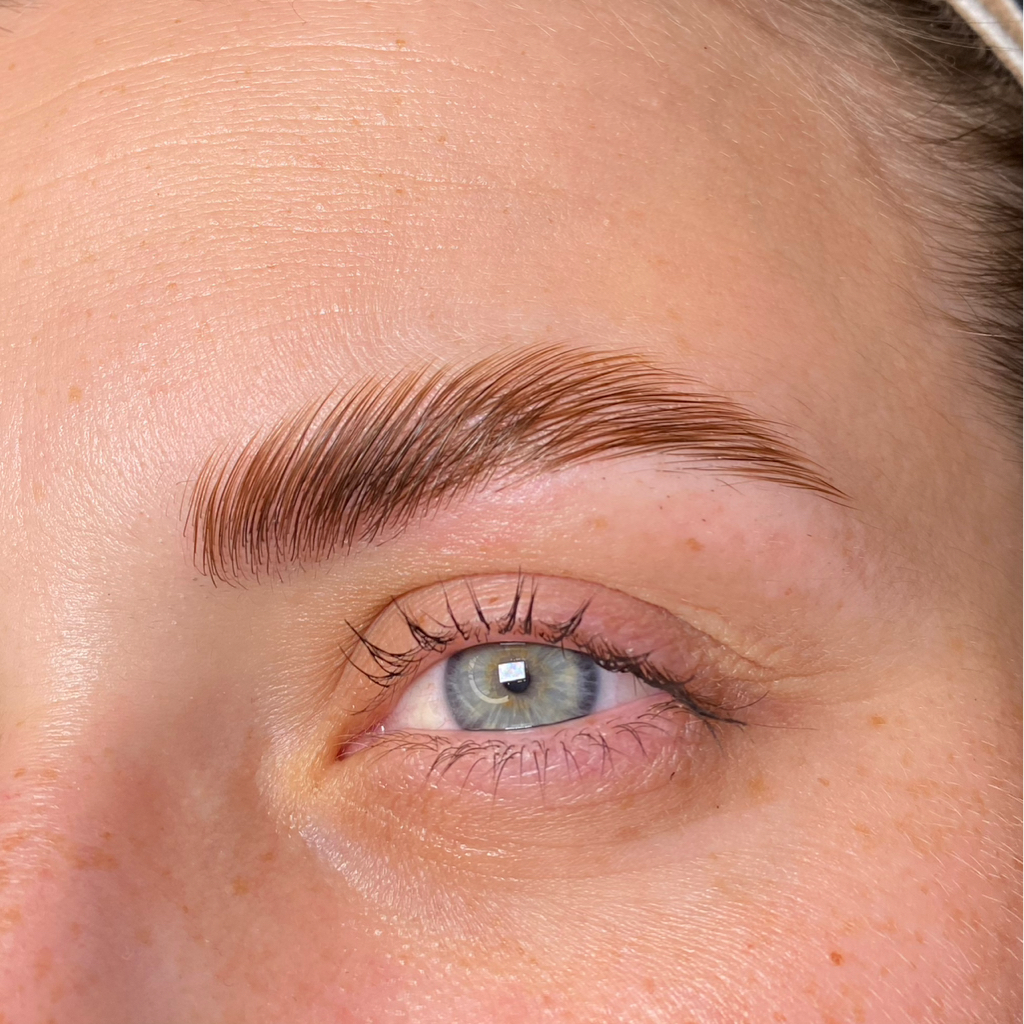 Ламінування + фарбування + корекція брів
Майстер Юлія