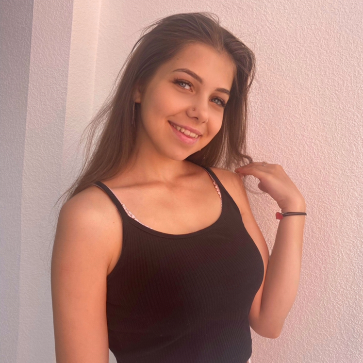 Трусова Оля