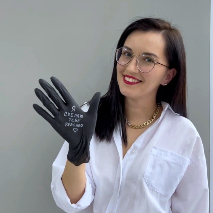 Анна Зиновьева