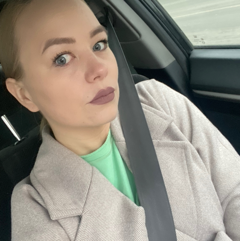 Марина Николаева