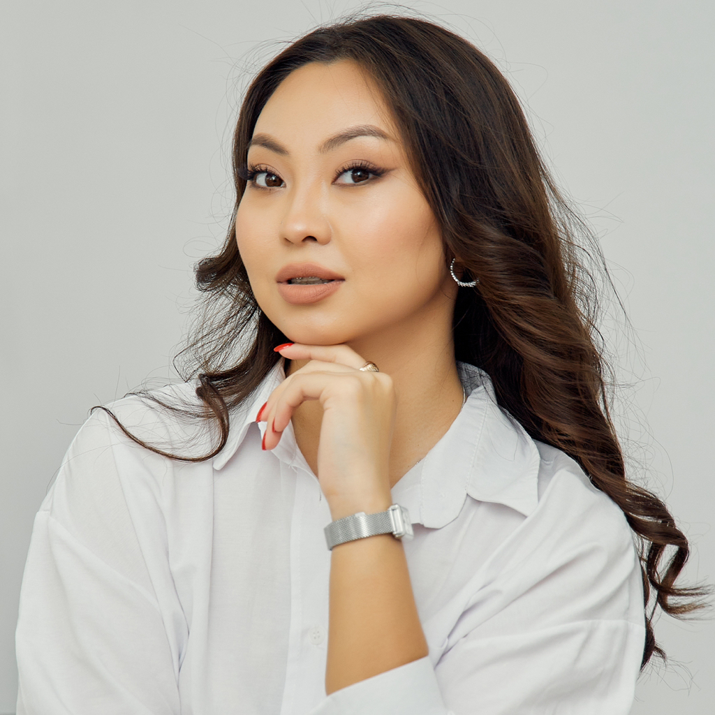 Аида Ауганова