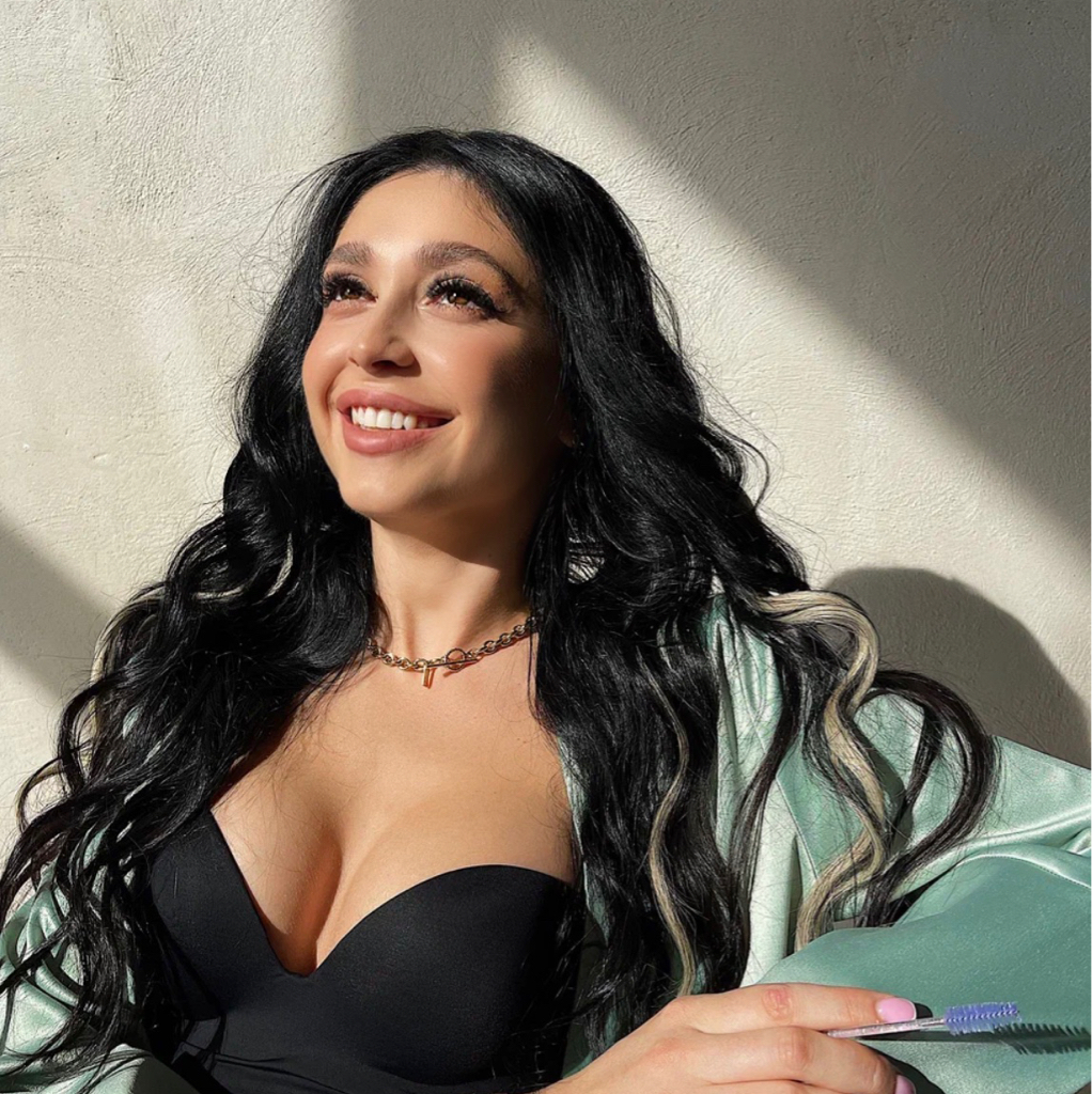 Зябирова Неля