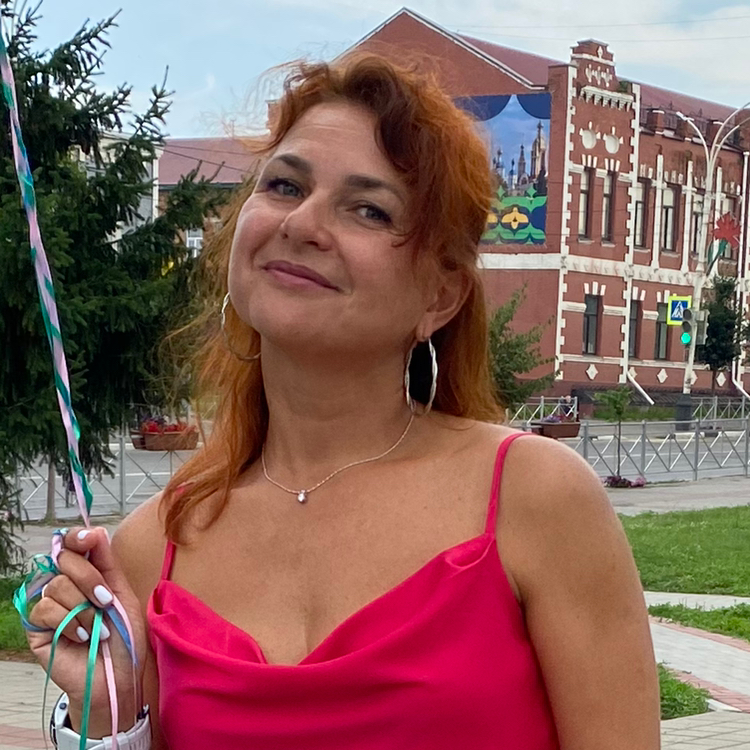 Вера Спирякова