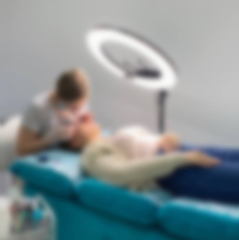 MAXIMOVALASHES studio&school