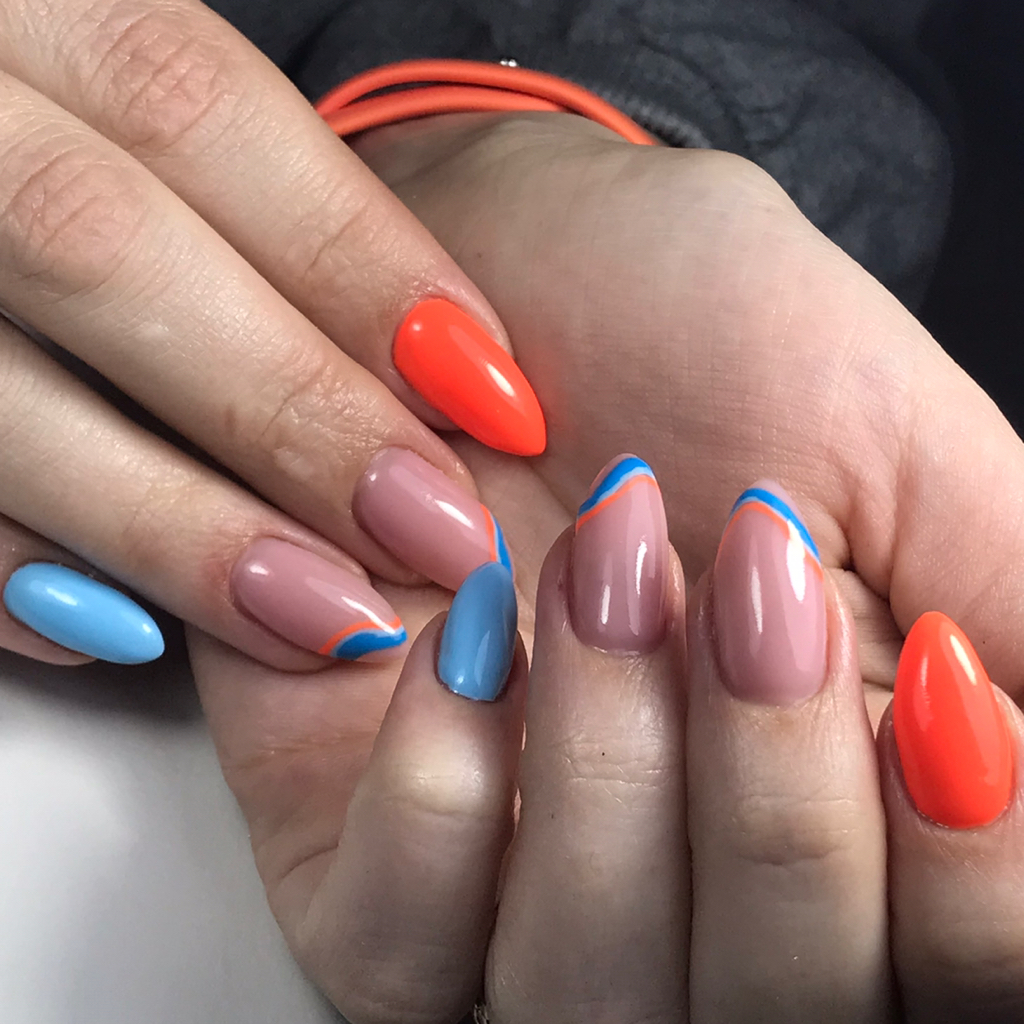 Манікюр з покриттям гель-лак ( довгі, 3-4 розмір )