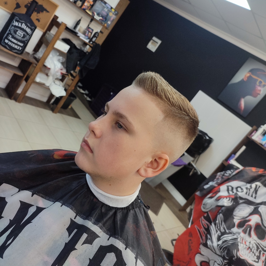 Барбершоп "KAZAK"