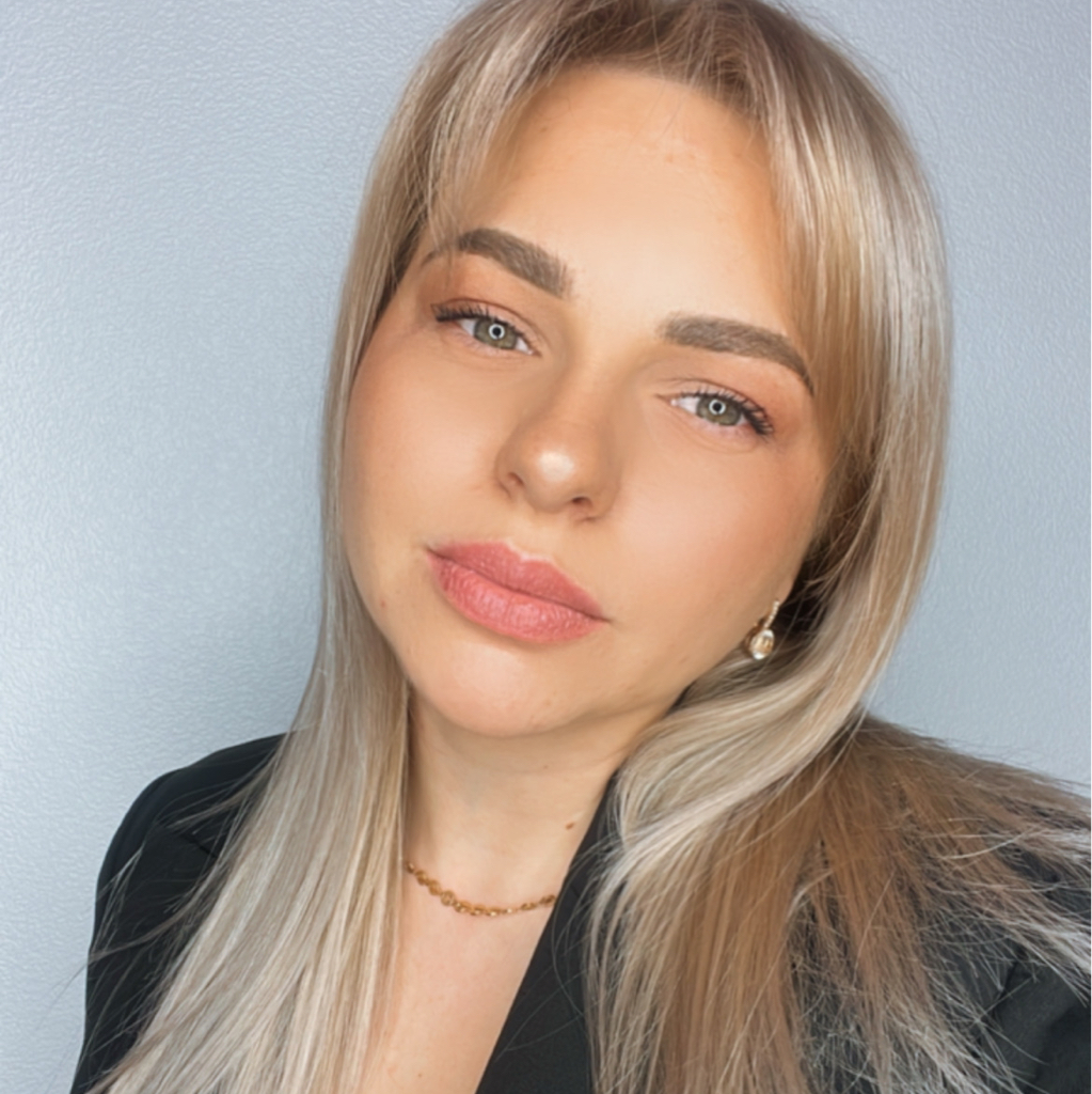 Ольга Сыркова