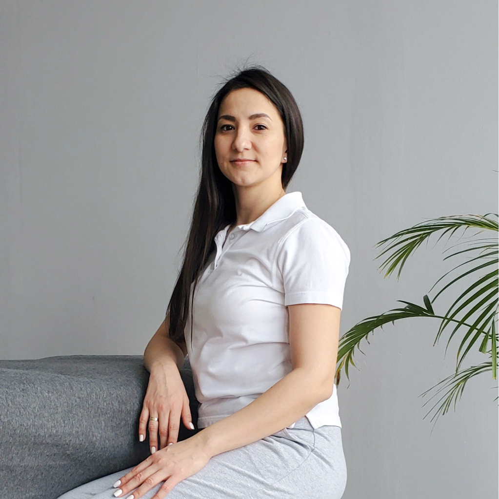 Альбина Рустамова