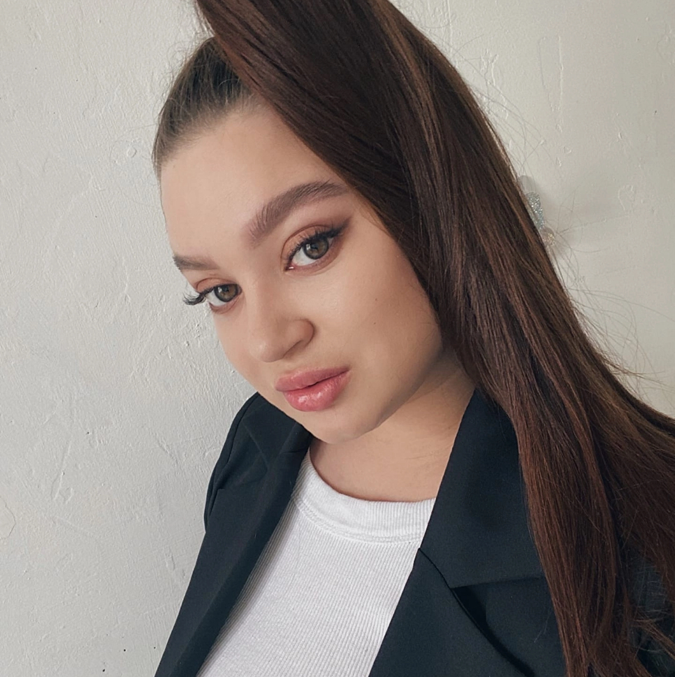 Прохорова Виктория