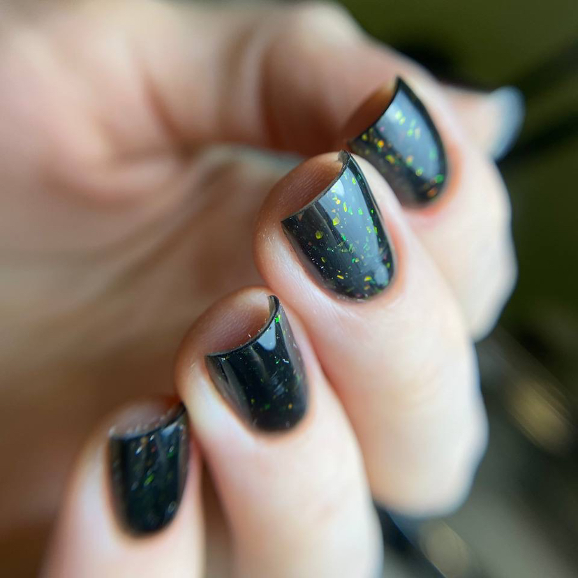 Маникюр с укреплением и покрытием