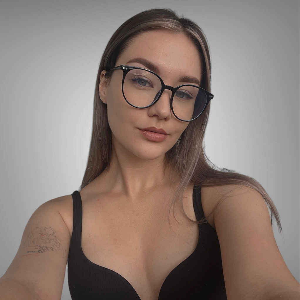 Арина Ивенева