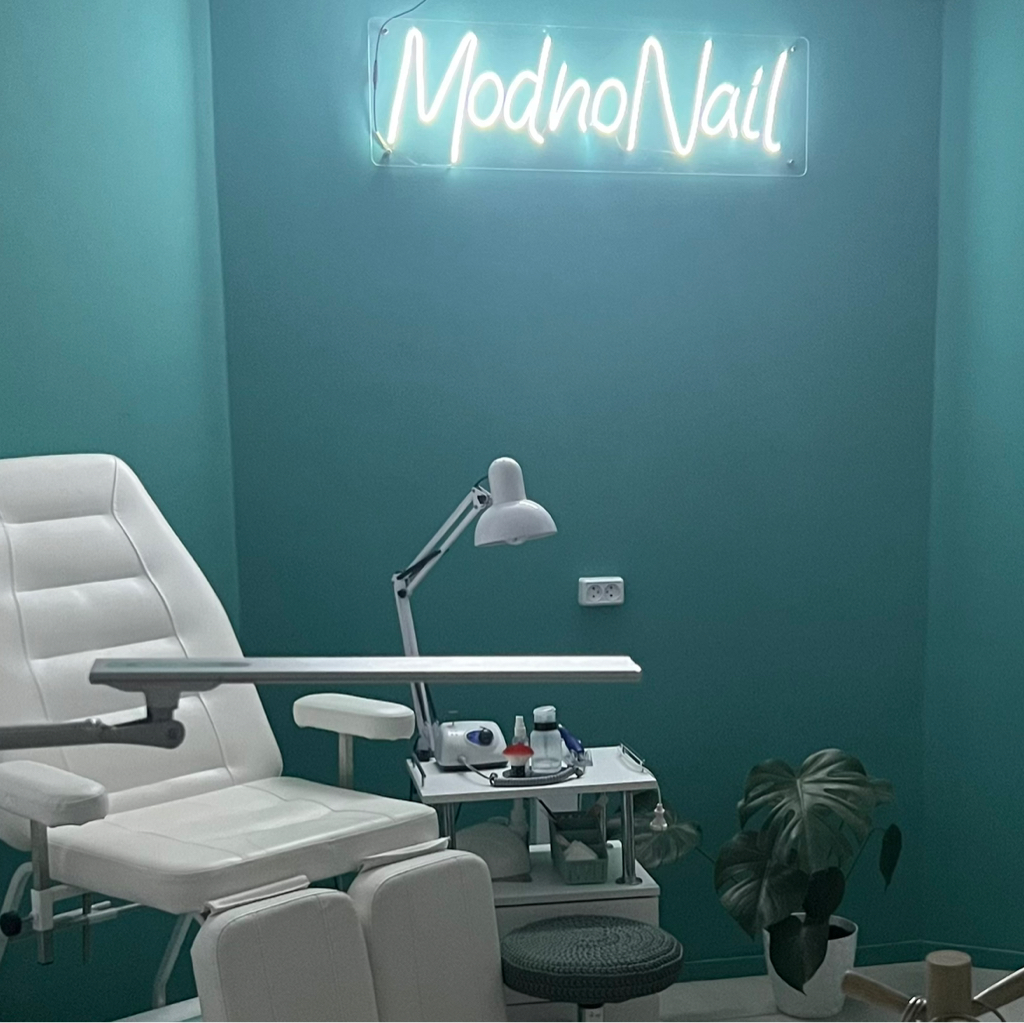 Modno_nail